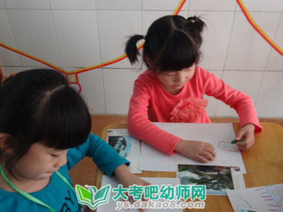 托班音乐游戏：小熊和小蜜蜂配图一
